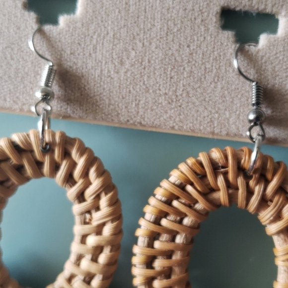Erica Lyons Woven Earrings with Gray Fringe - Picture 4 of 8